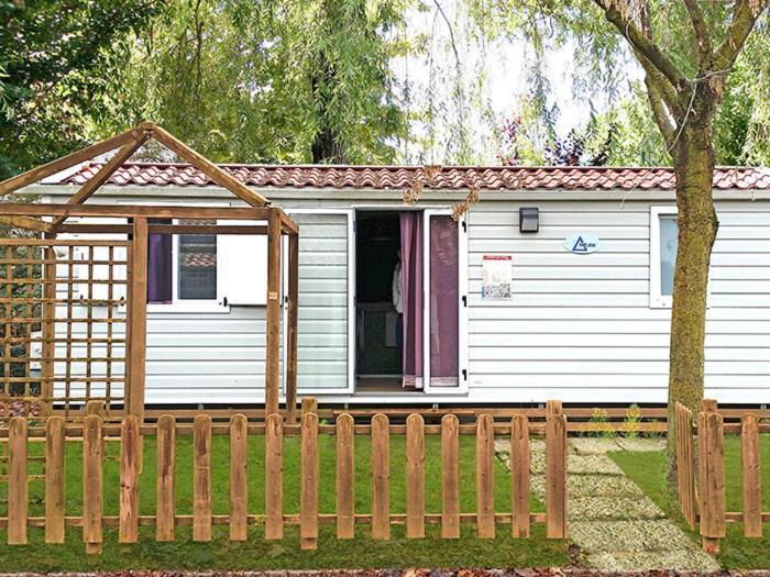 I Tre Moschettieri Camping Village 리도 디 폼포사 외부 사진