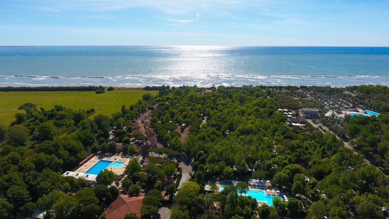 I Tre Moschettieri Camping Village 리도 디 폼포사 외부 사진