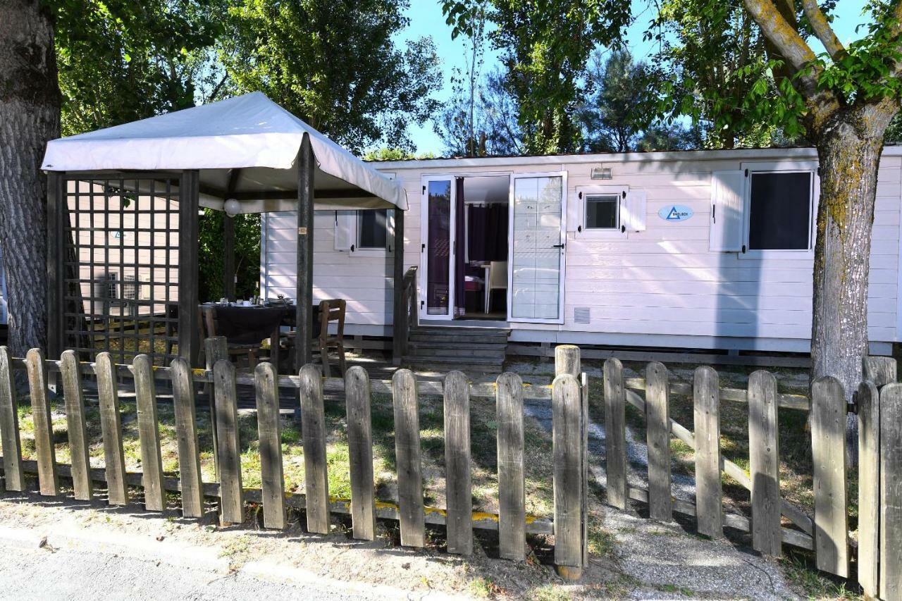 I Tre Moschettieri Camping Village 리도 디 폼포사 외부 사진